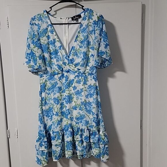 Glorious White & Blue Floral Ruffled Dress - Picture 5 of 7